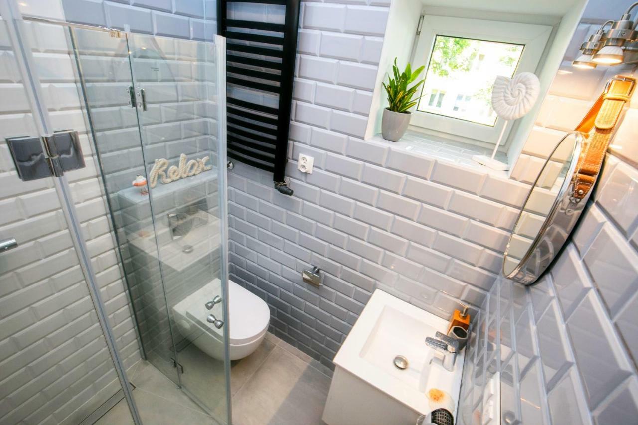 Berg Apartament Red Obok Starego Miasta Гданск Екстериор снимка