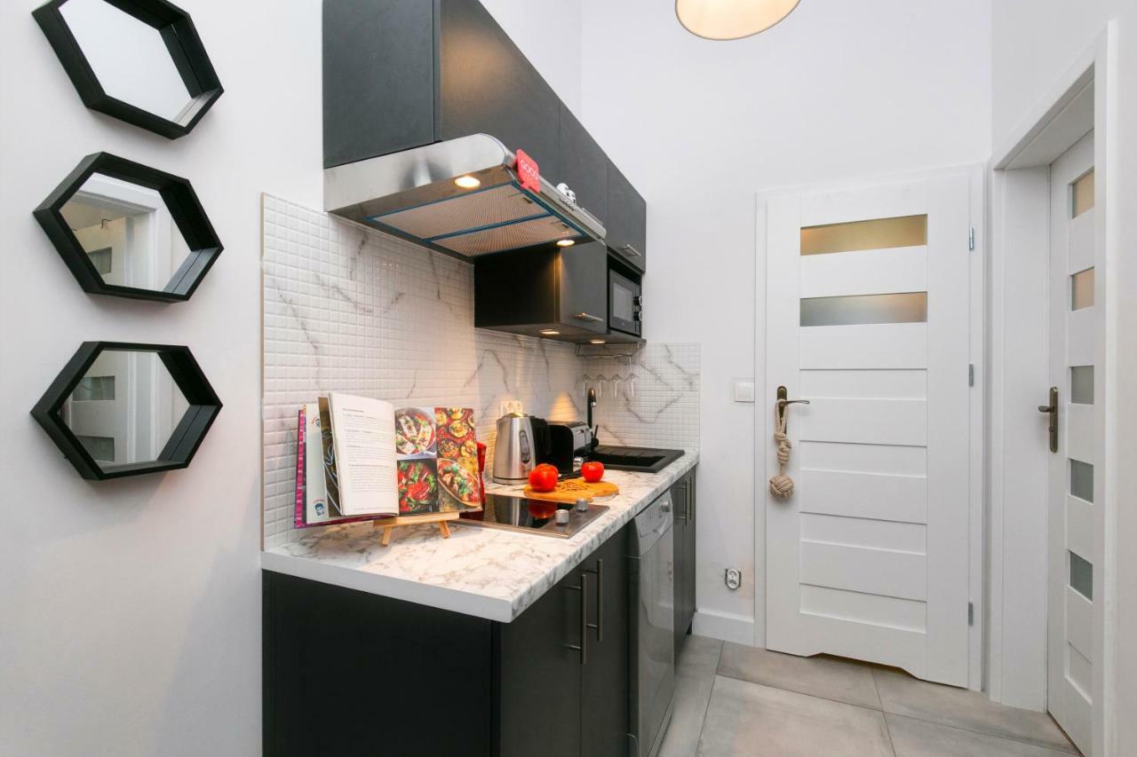 Berg Apartament Red Obok Starego Miasta Гданск Екстериор снимка